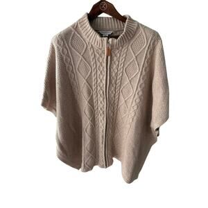 Cupcakes and Cashmere Cable-knit poncho - M/L‎